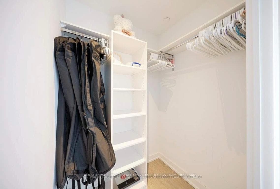10 York Street Unit 1305 photo 10