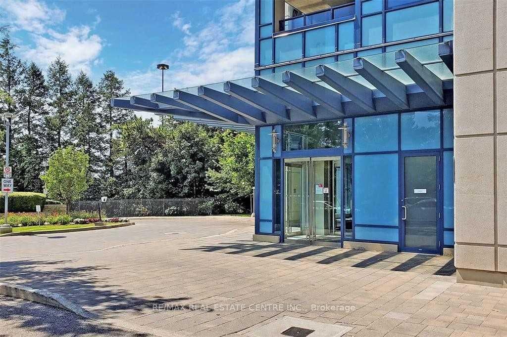 181 Wynford Drive Unit 1806 photo 2
