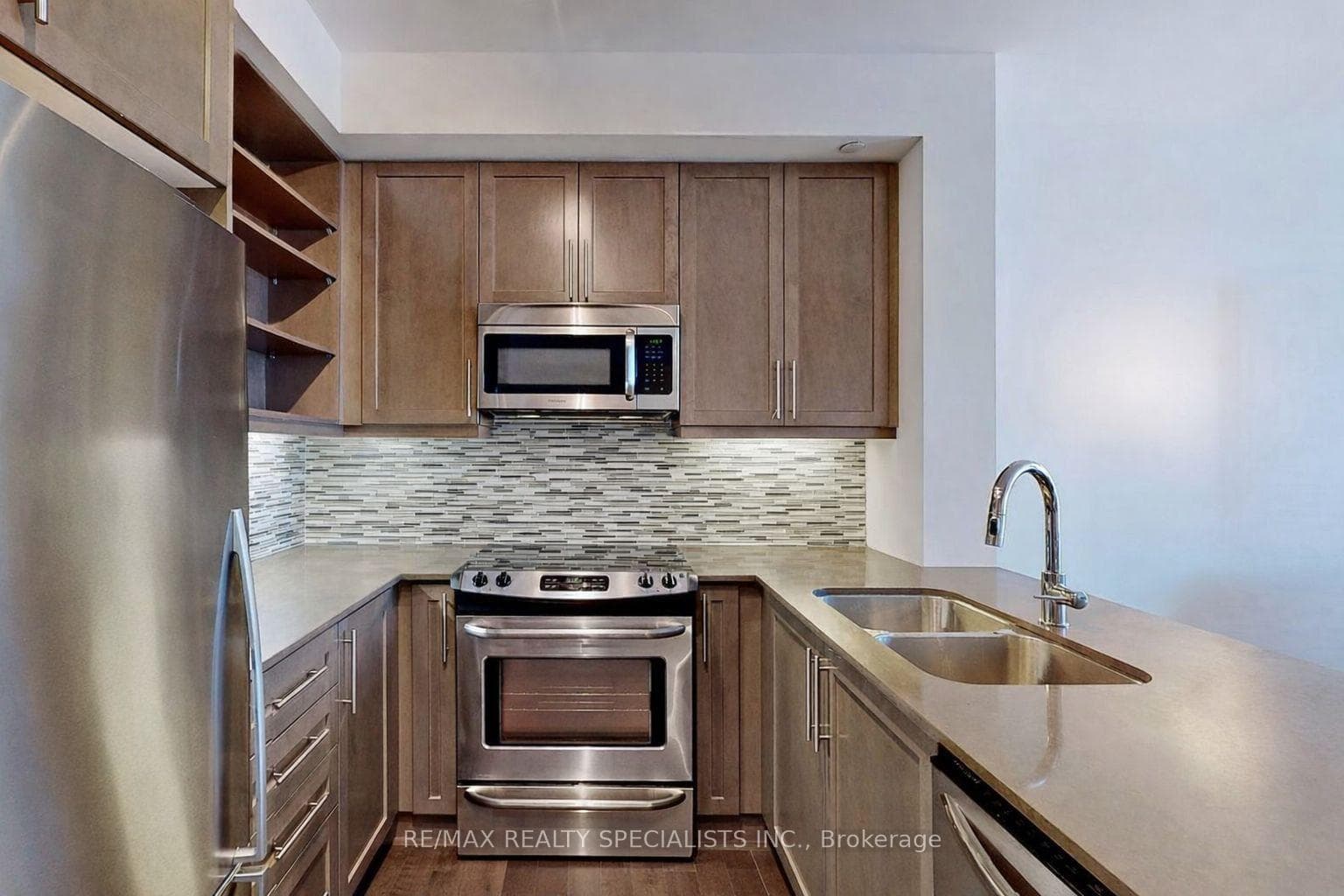 55 Oneida Crescent Unit 1807 photo 7