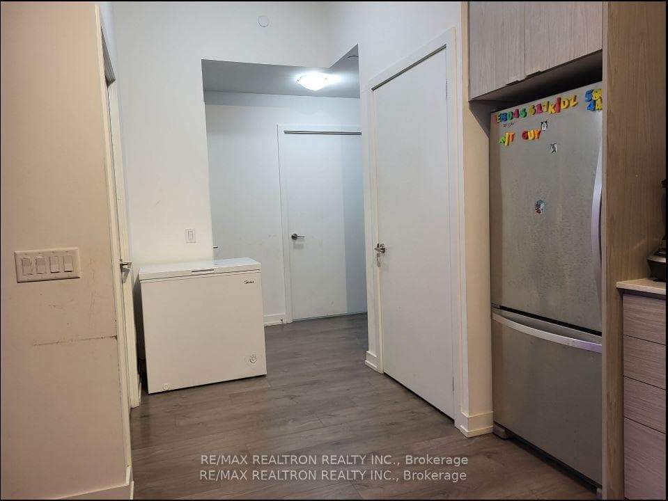 55 Duke Street Unit 230 photo 8