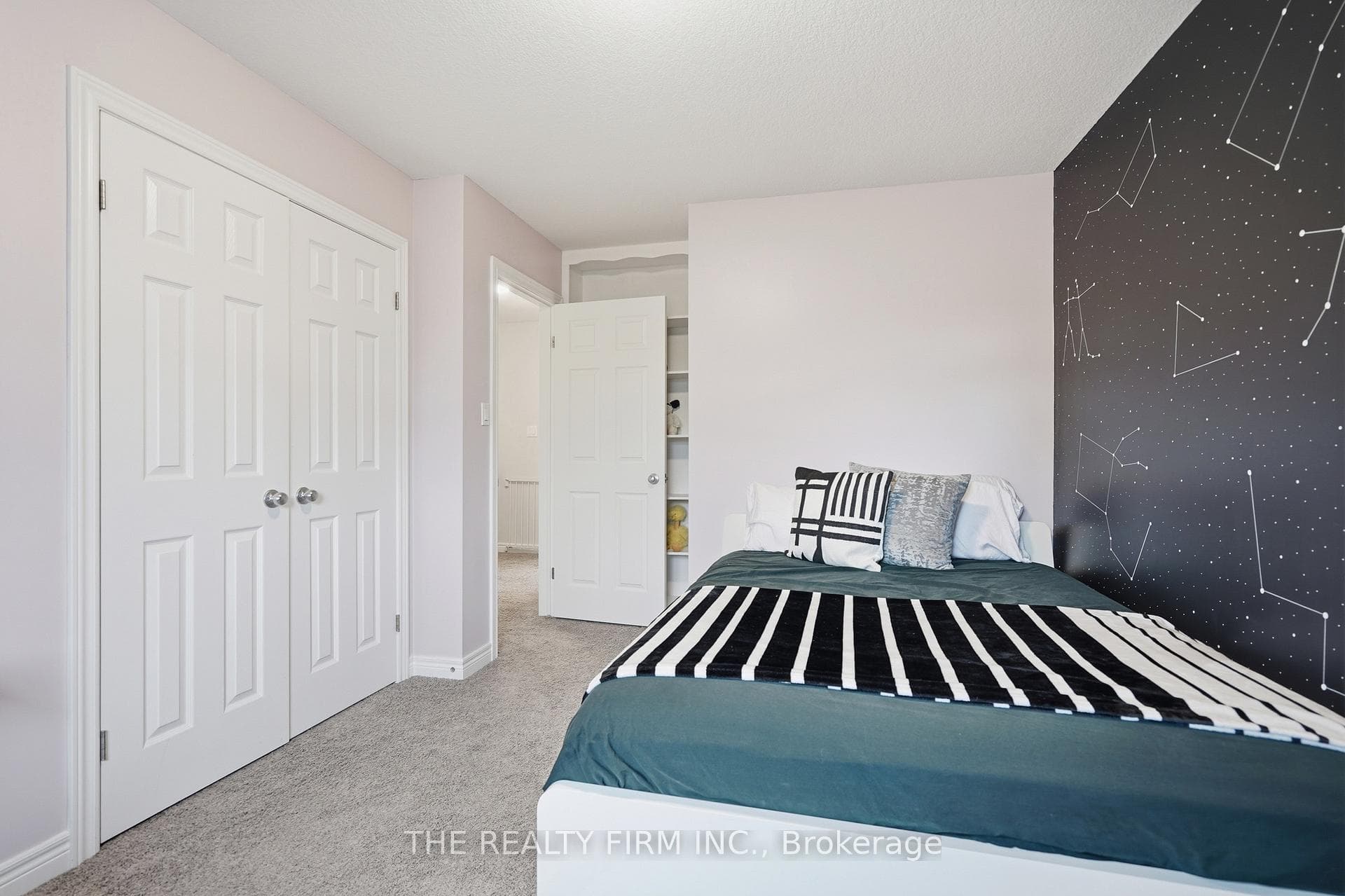 1156 Foxhunt Road photo 24