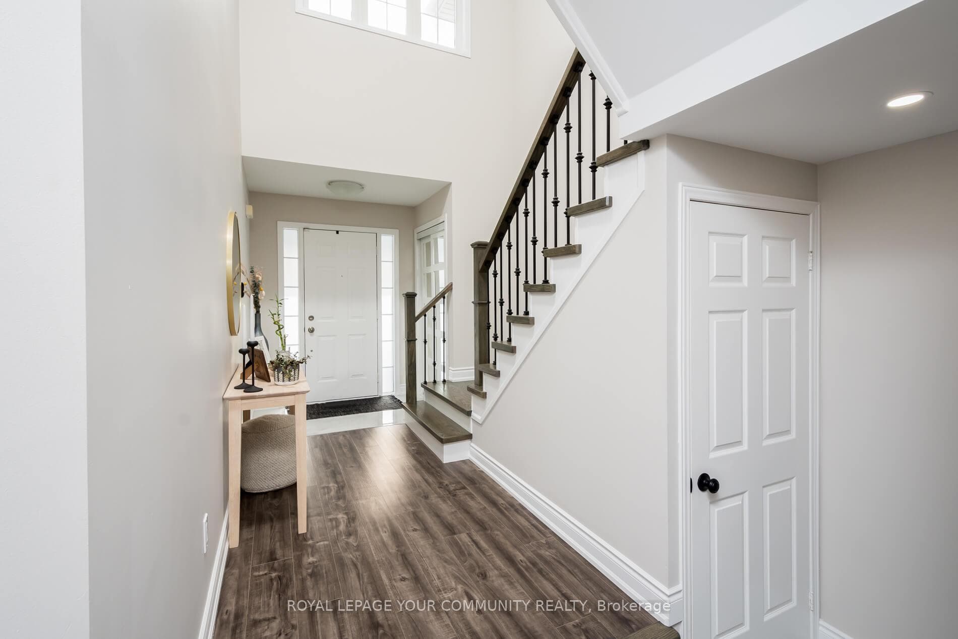 107 Frank Johnston Road photo 5