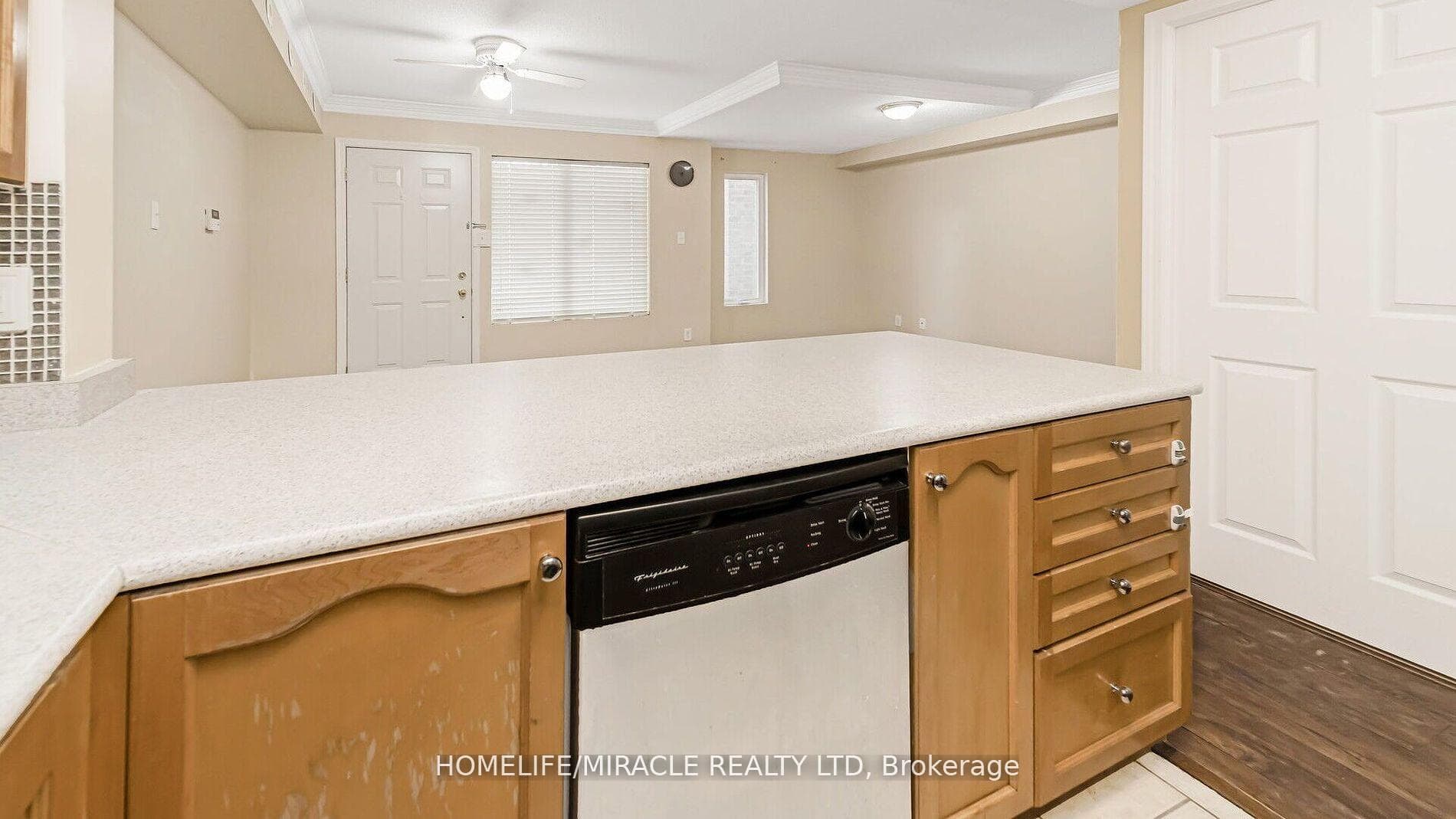125 George Appleton Way Unit 1004 photo 14
