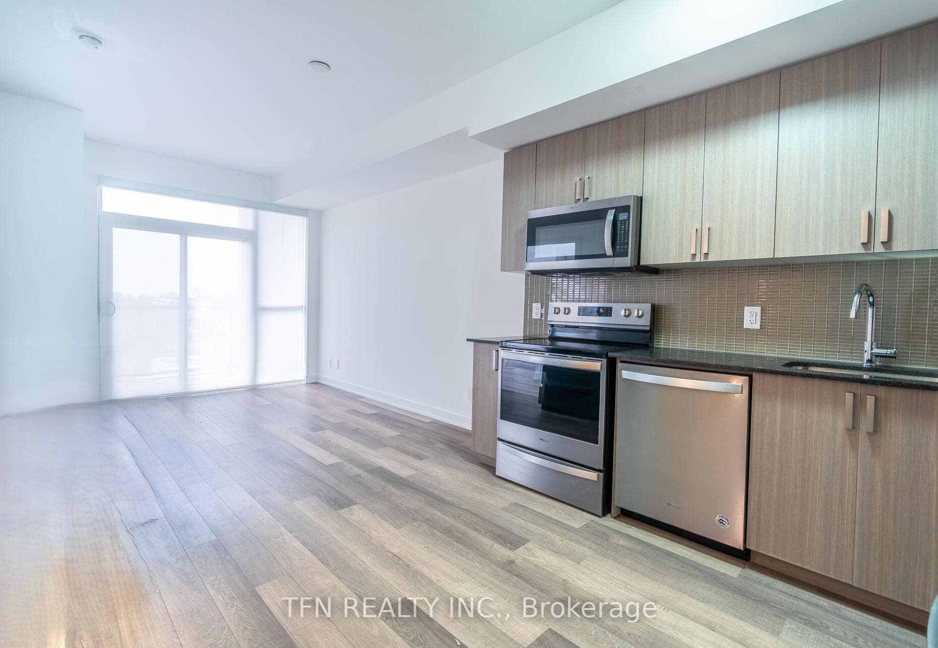 1603 Eglinton Avenue Unit 506 photo 1