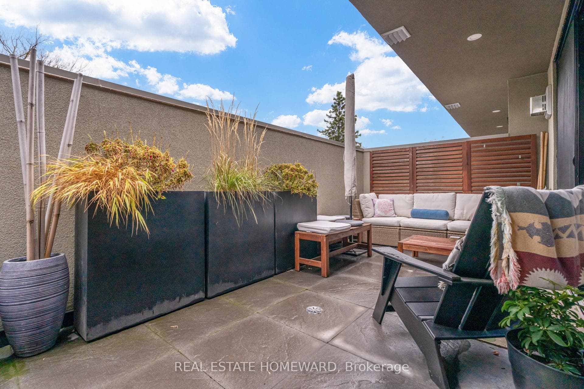 365 Beech Avenue Unit 219 photo 30