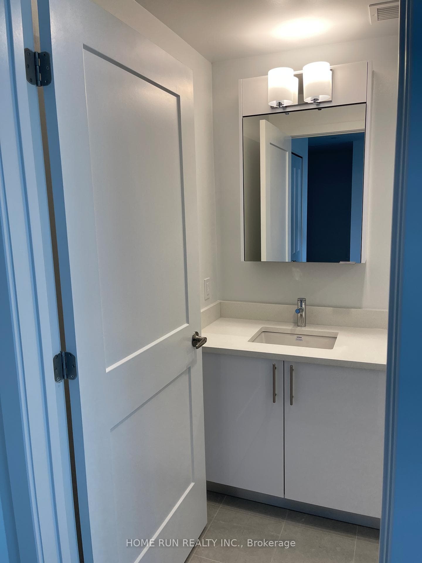 180 george Street Unit 1203 photo 9