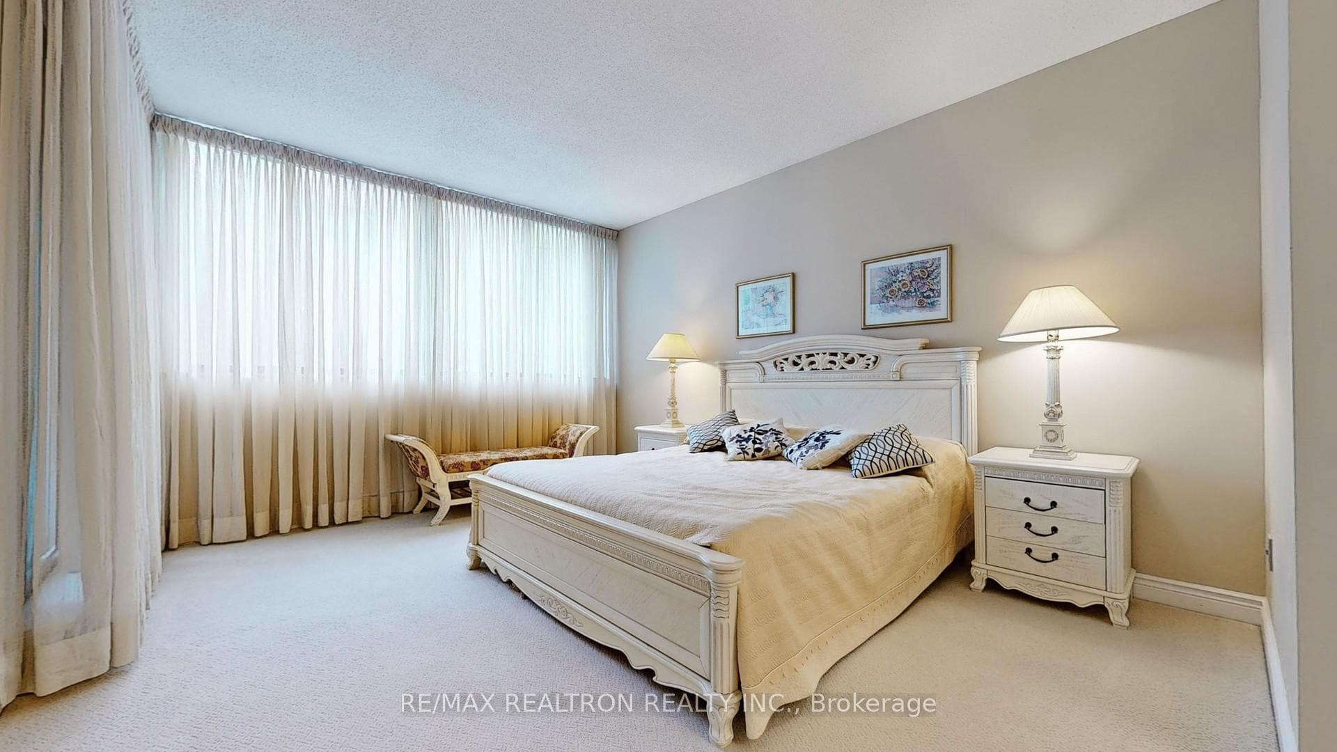 65 SPRING GARDEN Avenue Unit 102 photo 22