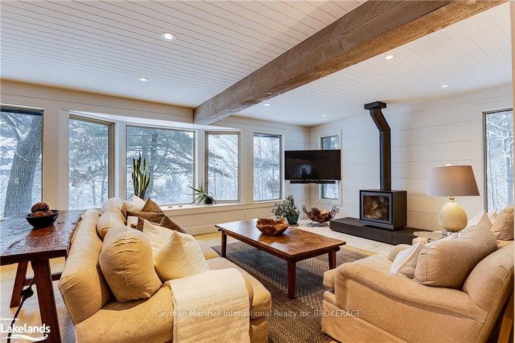 36 OAKRIDGE Road photo 7