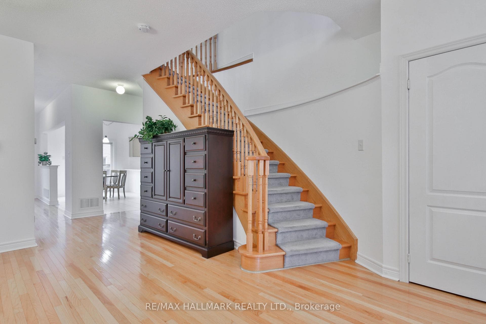 15 Briarglen Road photo 11