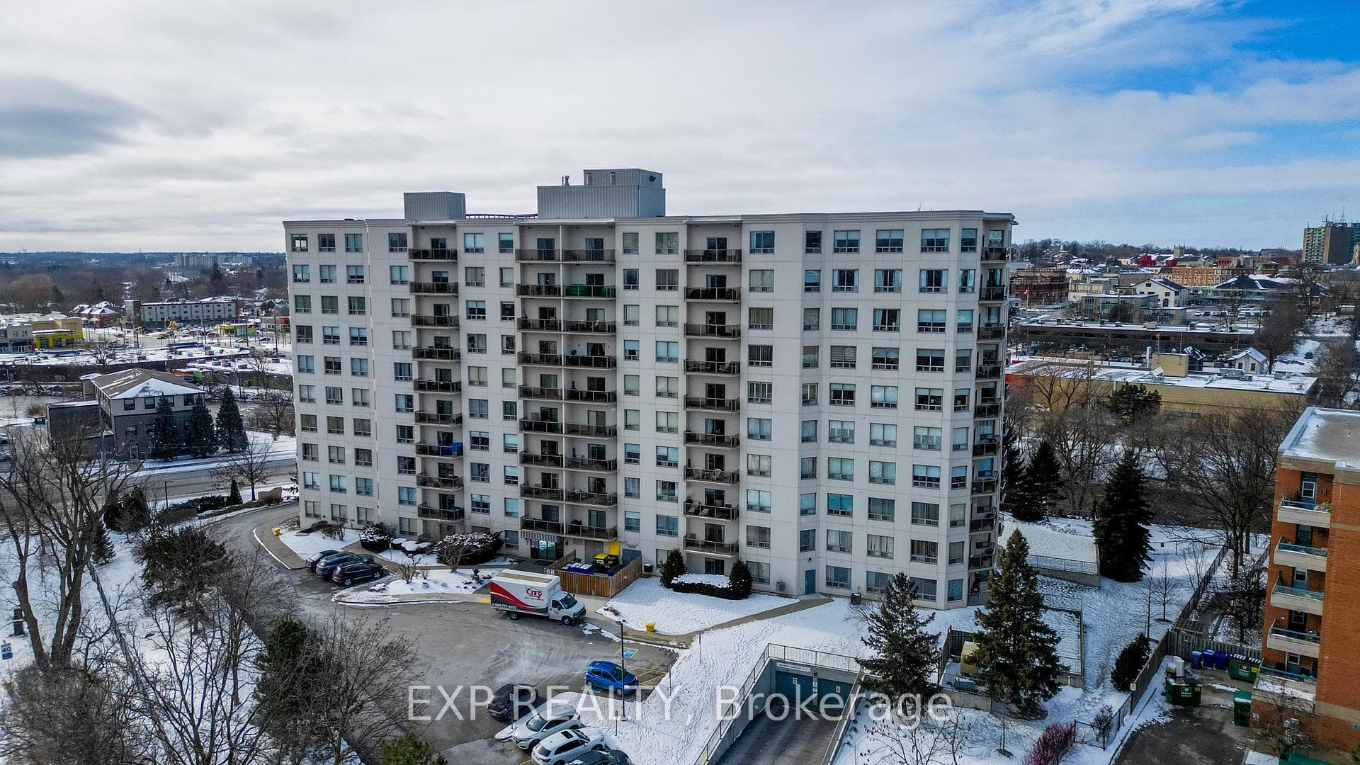 60 Wyndham Street Unit 901 photo 34