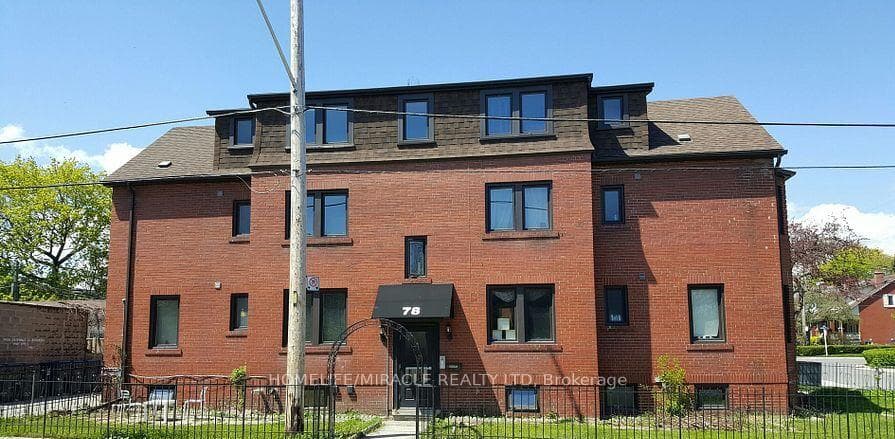 78 Fifth Street Unit 4 photo 2