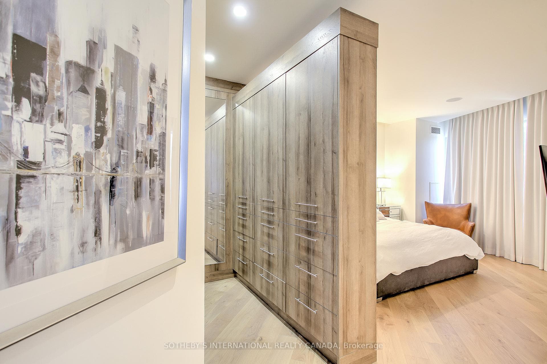 20 Blue Jays Way Unit 2101 photo 26