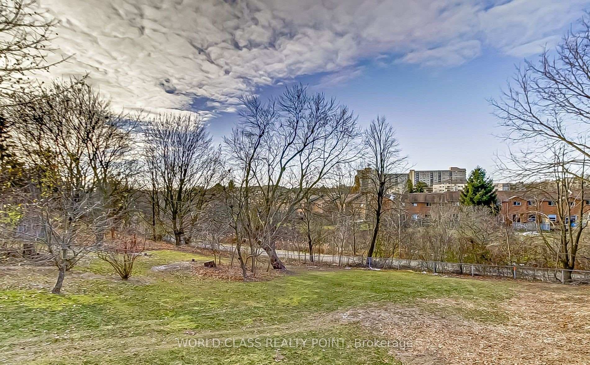 471 Cobblehill Drive Unit (Upper Portion) photo 19