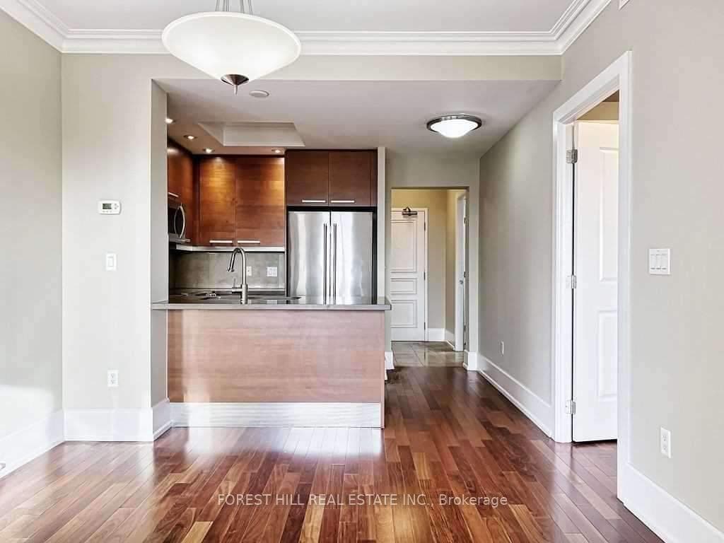 View from Living room to Kitchen