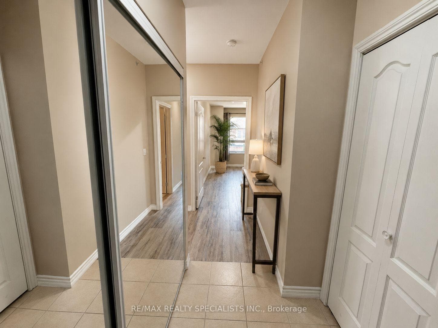 VIRTUAL STAGING