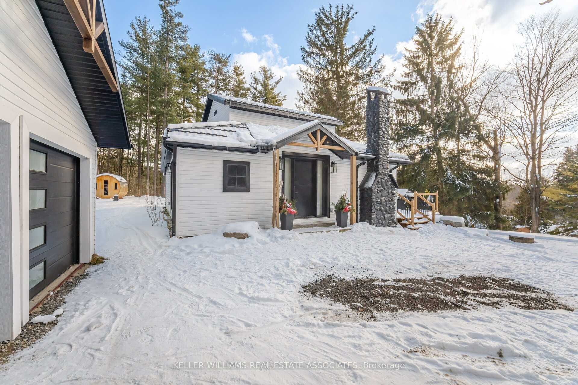 57 King Street photo 12