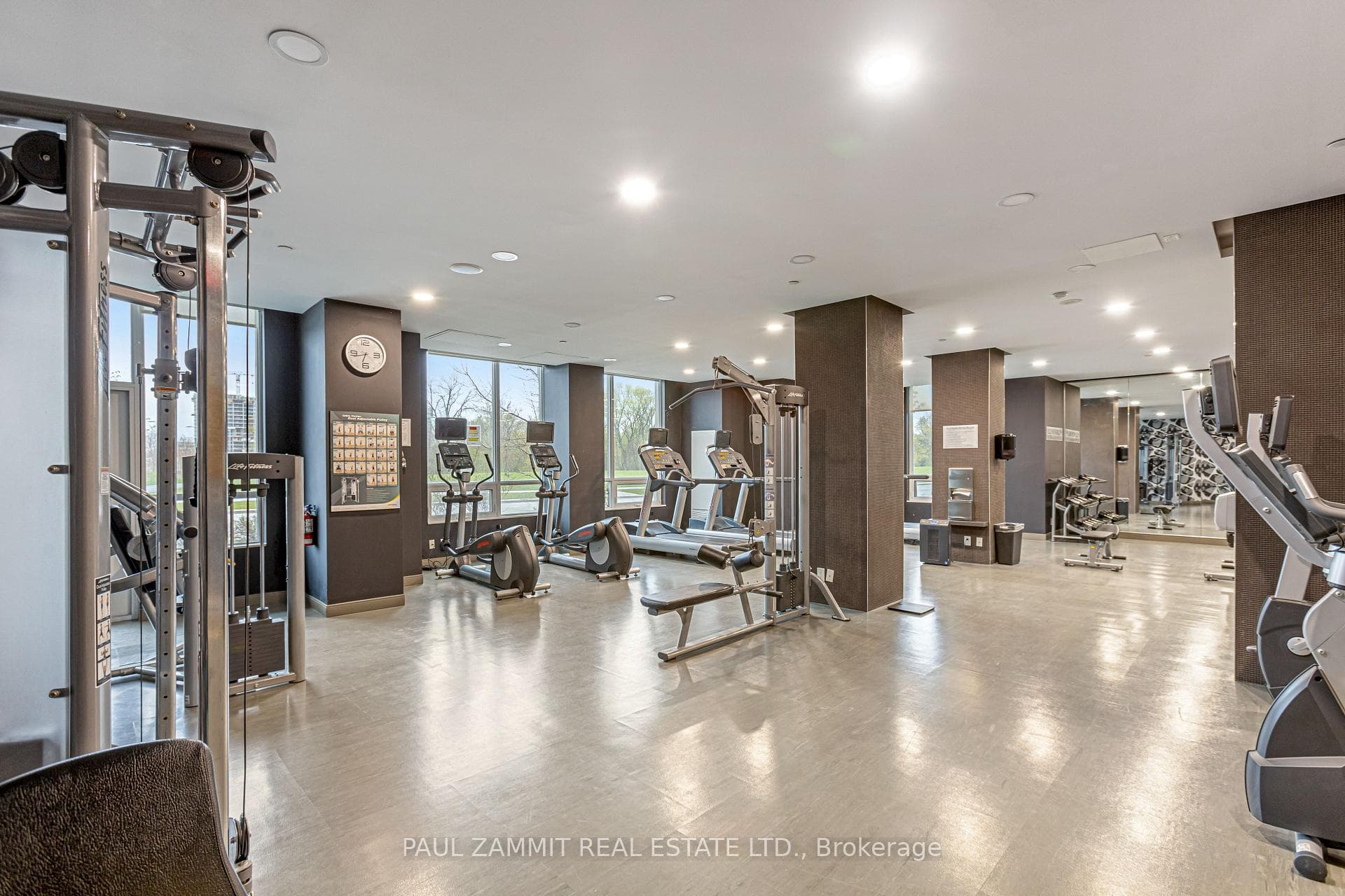 1 Uptown Drive Unit 2110 photo 23