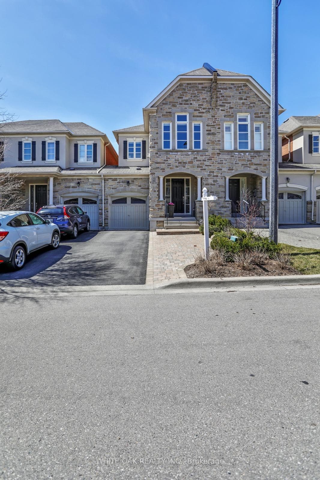 58 Mill River Drive photo 1