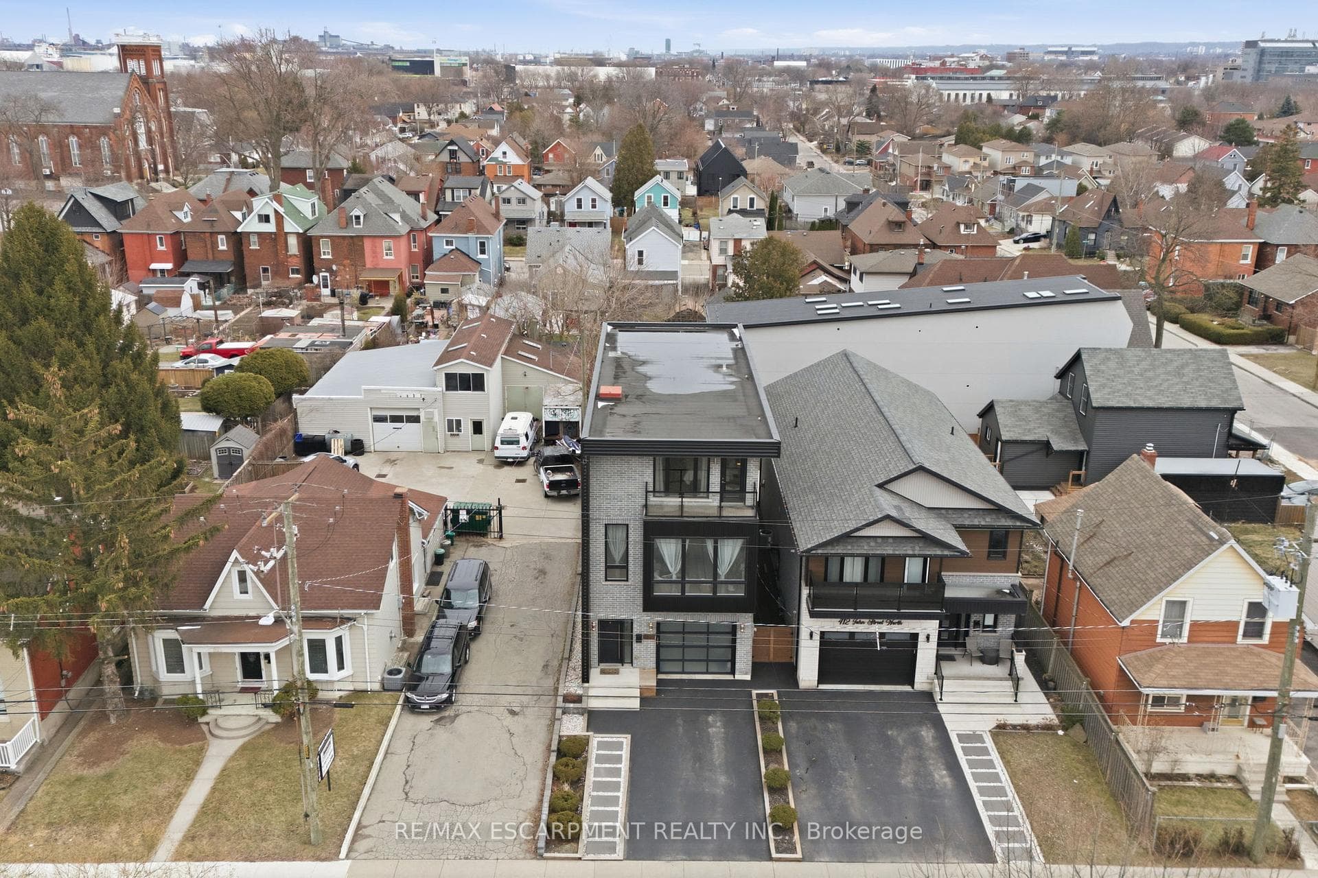 414 JOHN Street photo 49