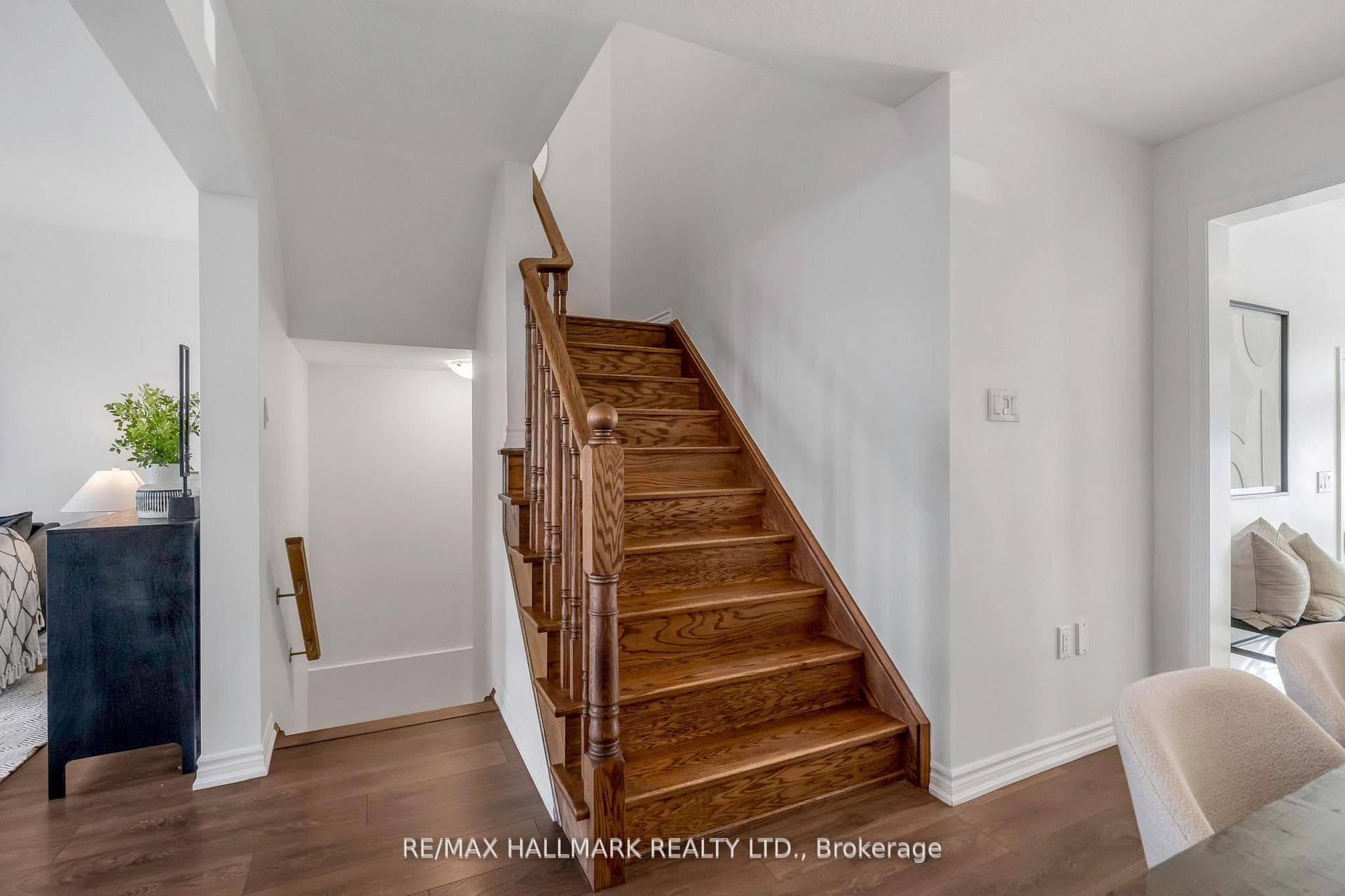 246 Waterbrook Lane photo 23