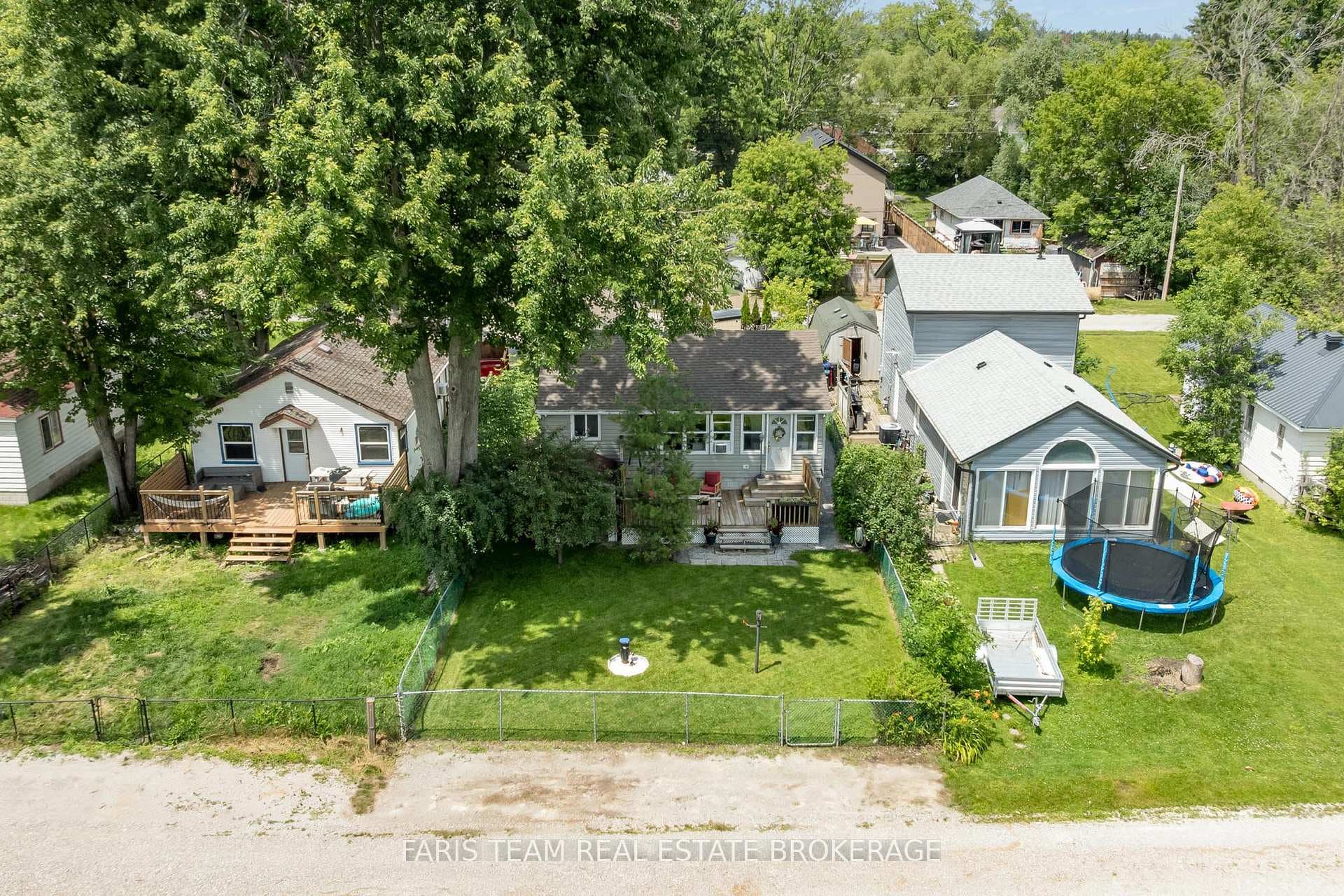 1067 Park Place photo 37
