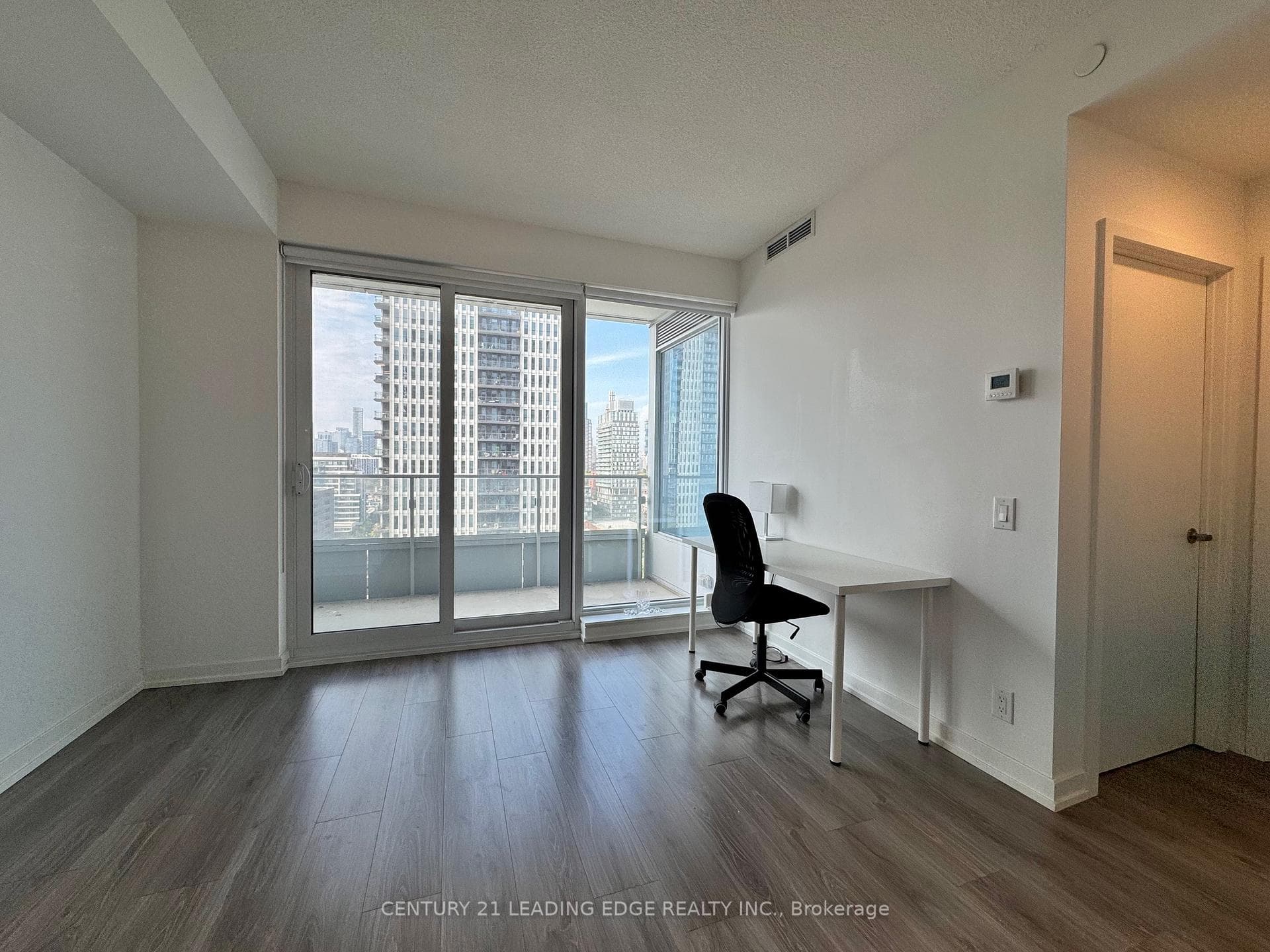 20 Tubman Avenue Unit 1312 photo 17