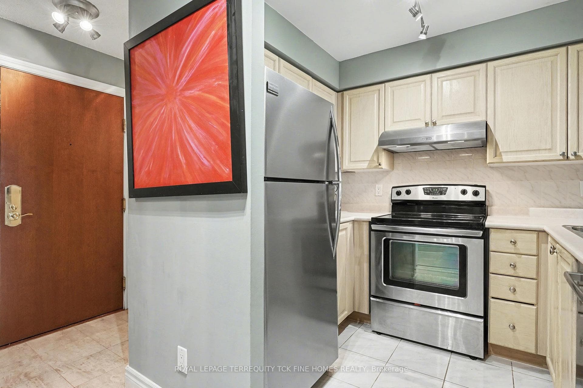 398 Eglinton Avenue Unit 1009 photo 17