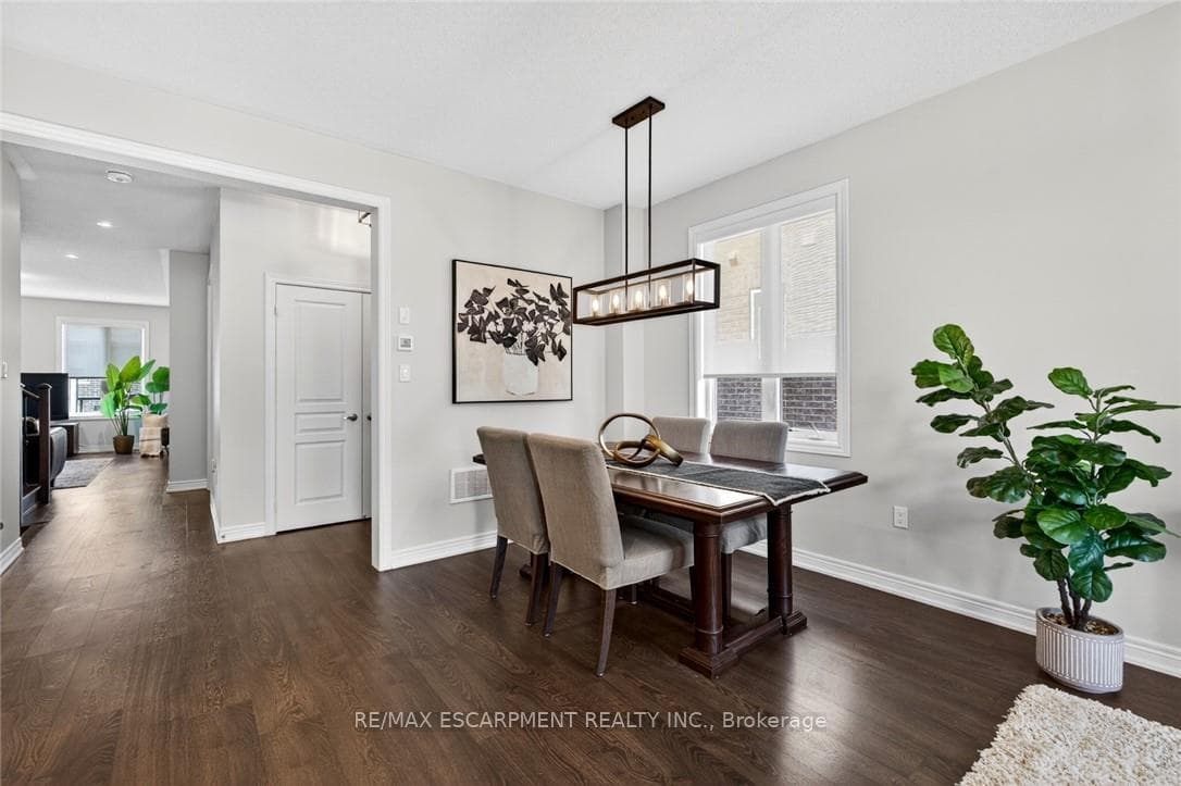 225 Skinner Road photo 15