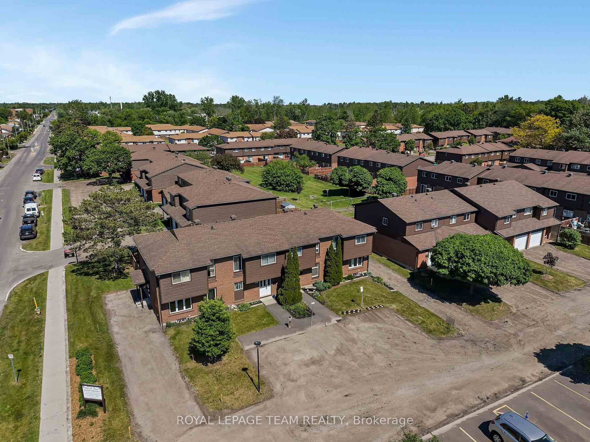 3105 Stockton Drive Unit 25 photo 40