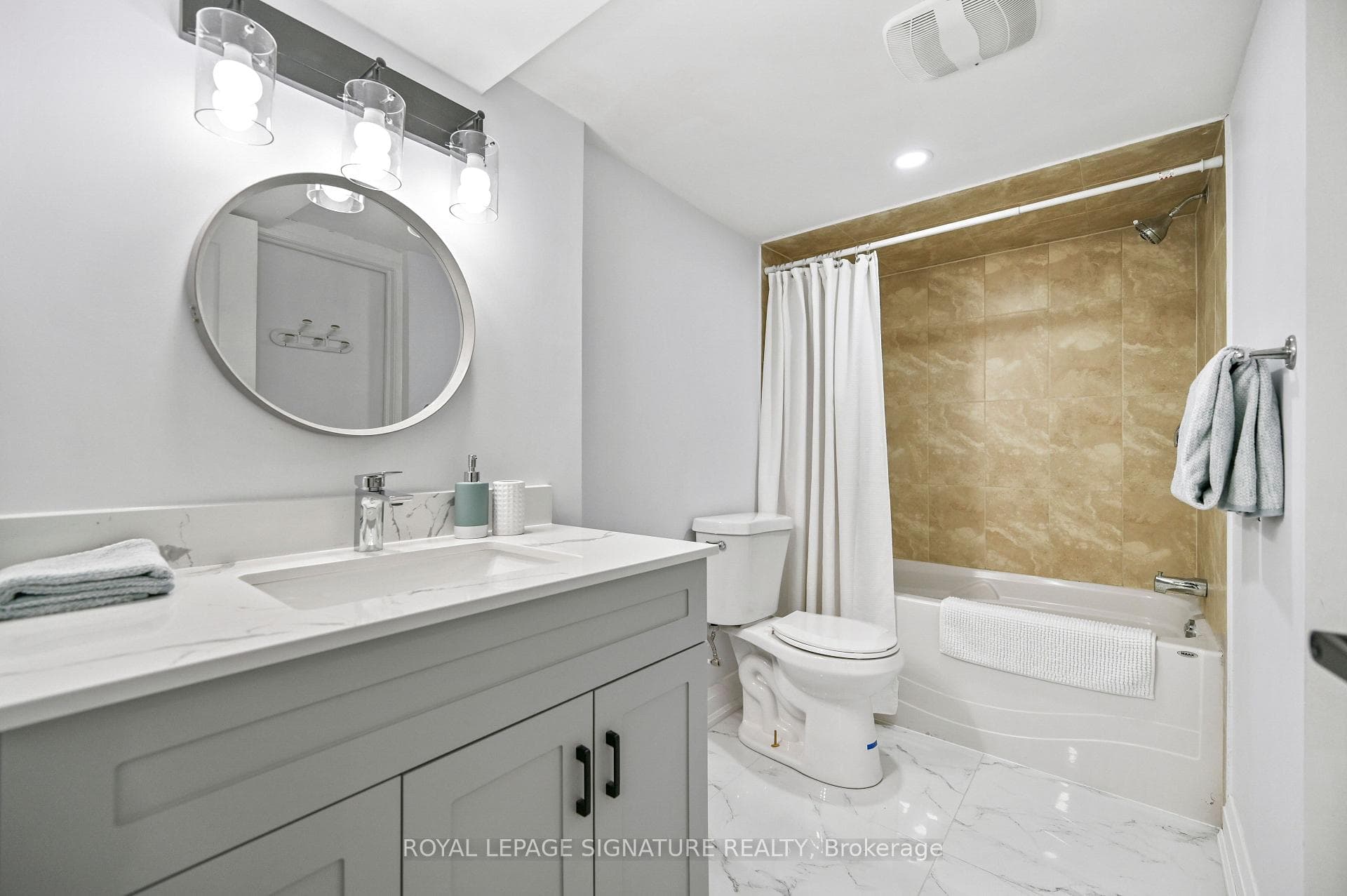 23 Abell Drive photo 37
