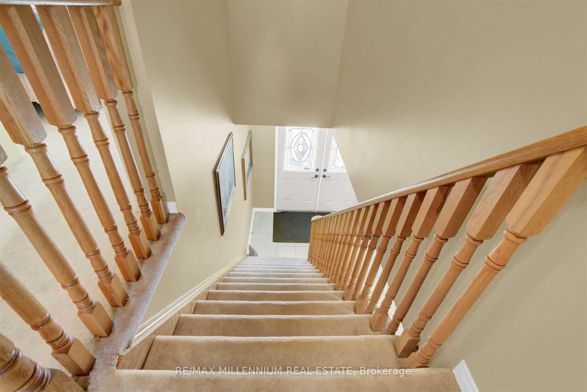 32 Bramcedar Crescent photo 9