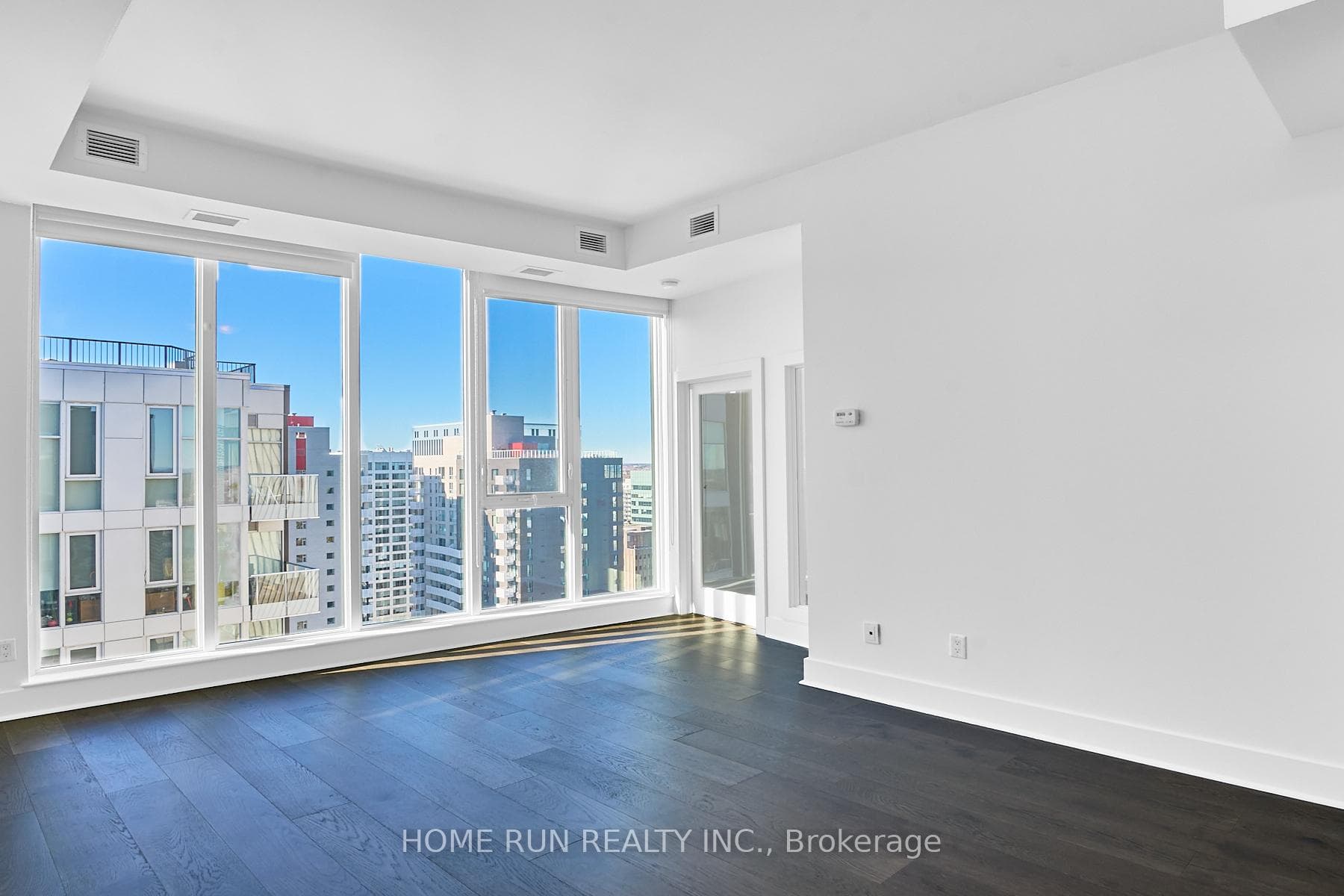 40 Nepean Street Unit 2703 photo 10