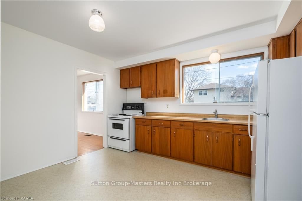 227 UNION Street photo 7