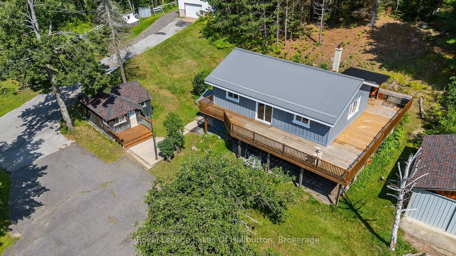 1329 Gelert Road photo 34