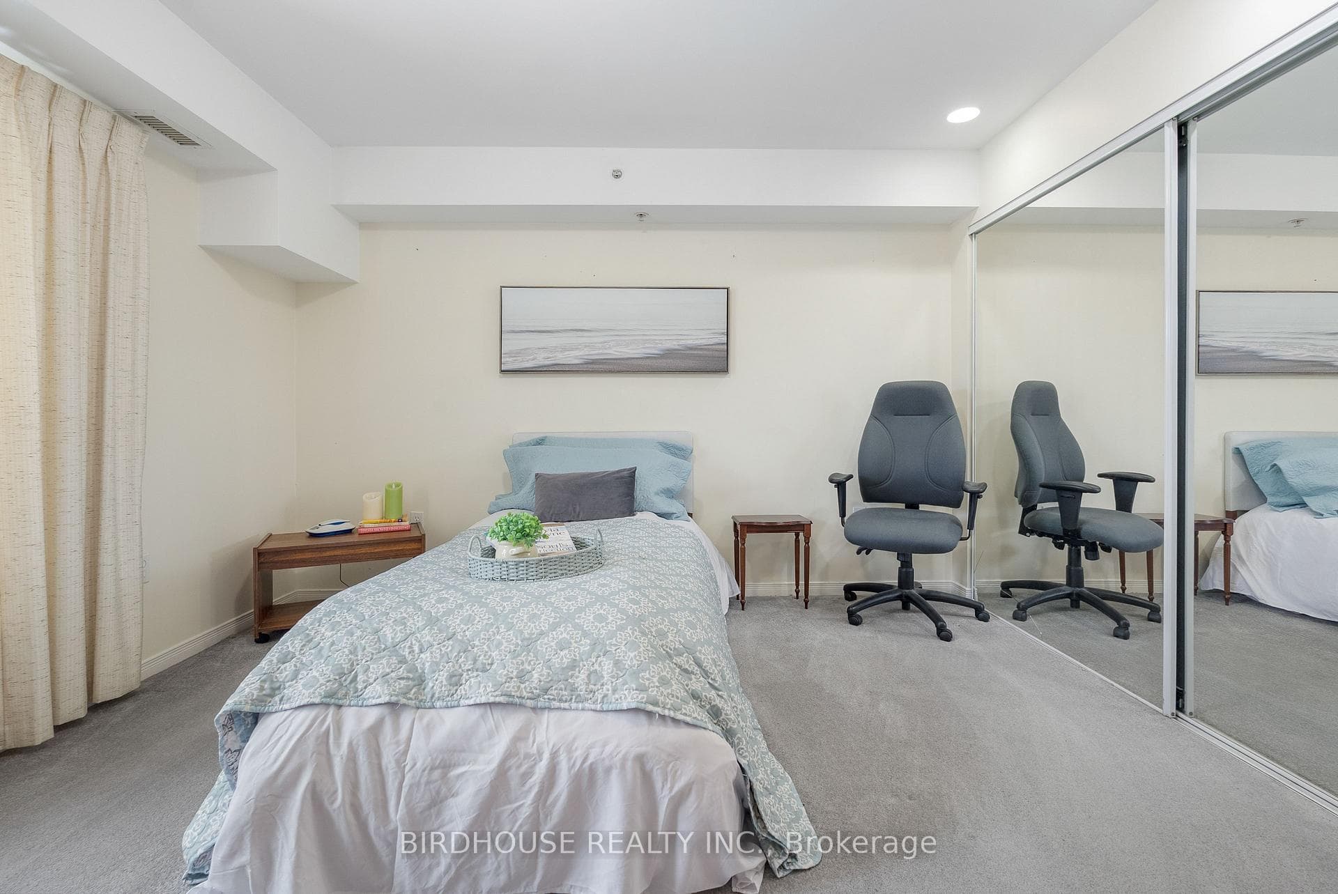 8 Huron Street Unit 312 photo 16
