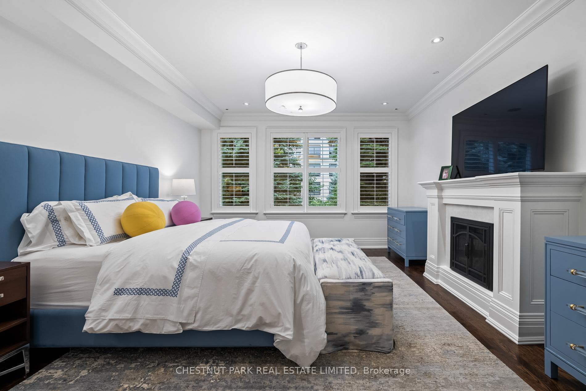 90 Pleasant Boulevard photo 20