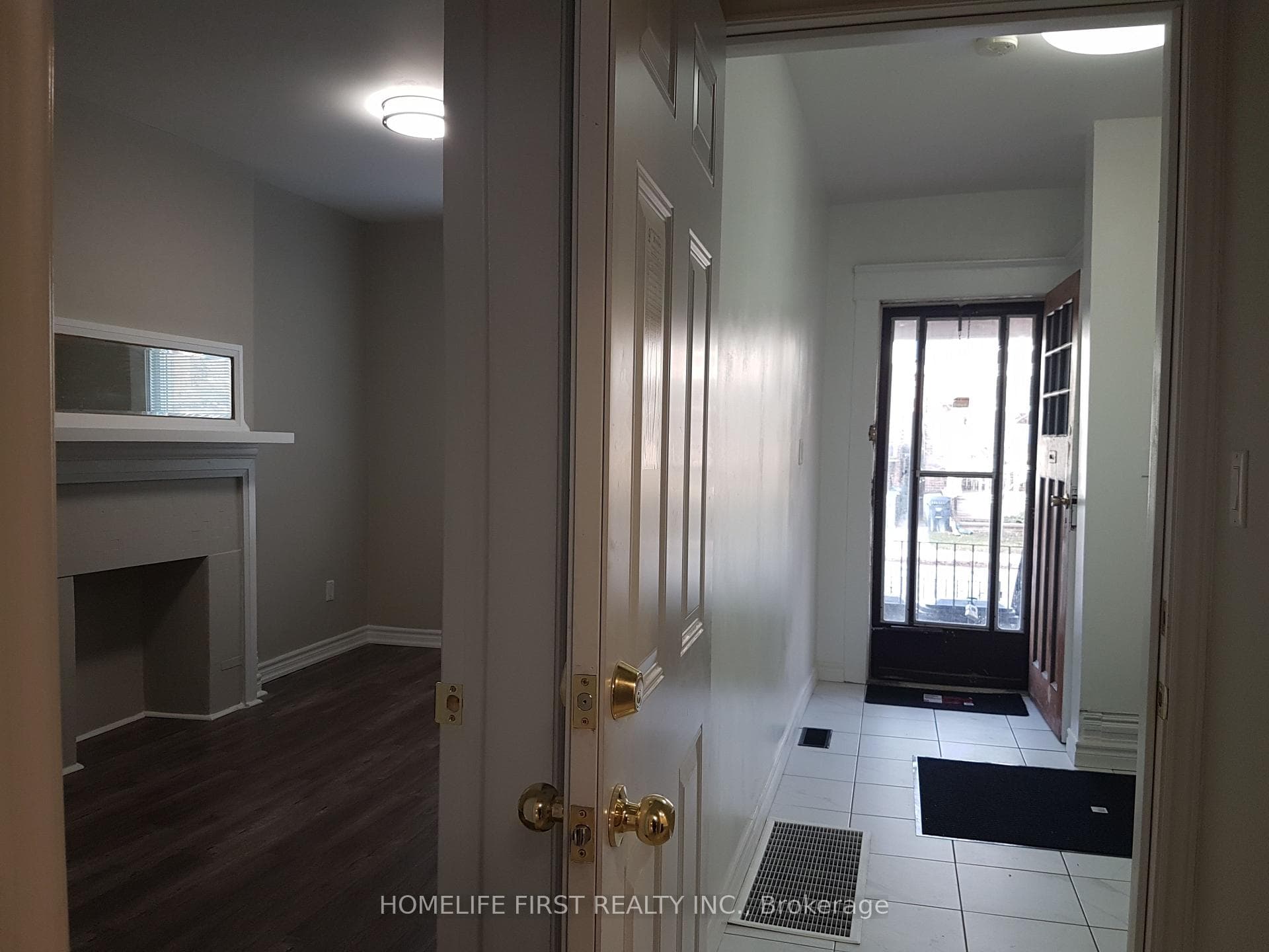141 Essex Street photo 13
