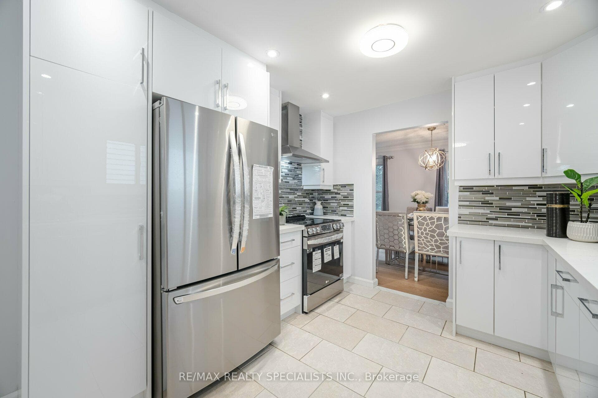 18 Ladin Drive photo 13