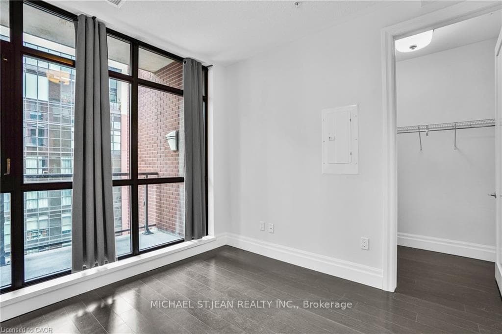 112 King Street Unit 1111 photo 30