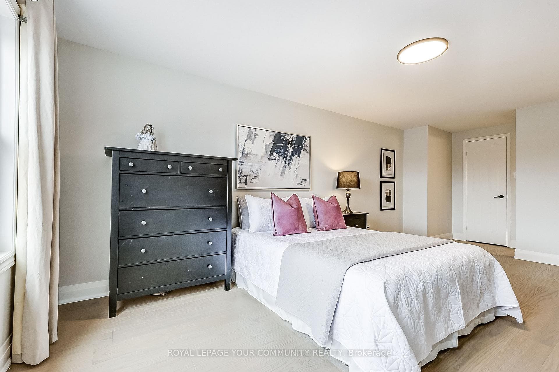 117 Enchanted Hills Crescent photo 27