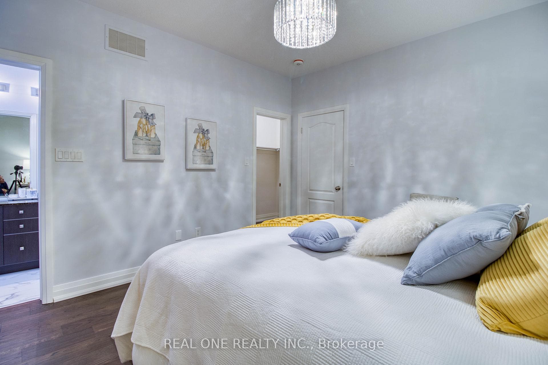 12 Teasel Way photo 33