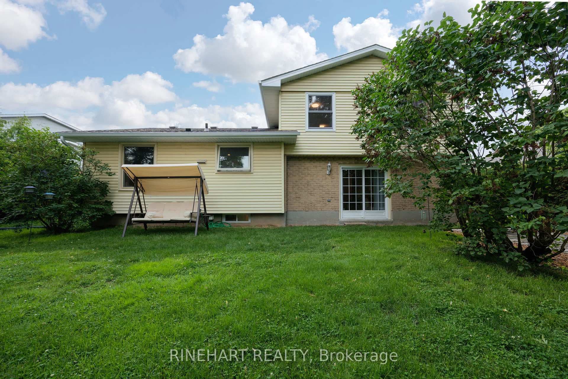 55 Grenfell Court photo 28