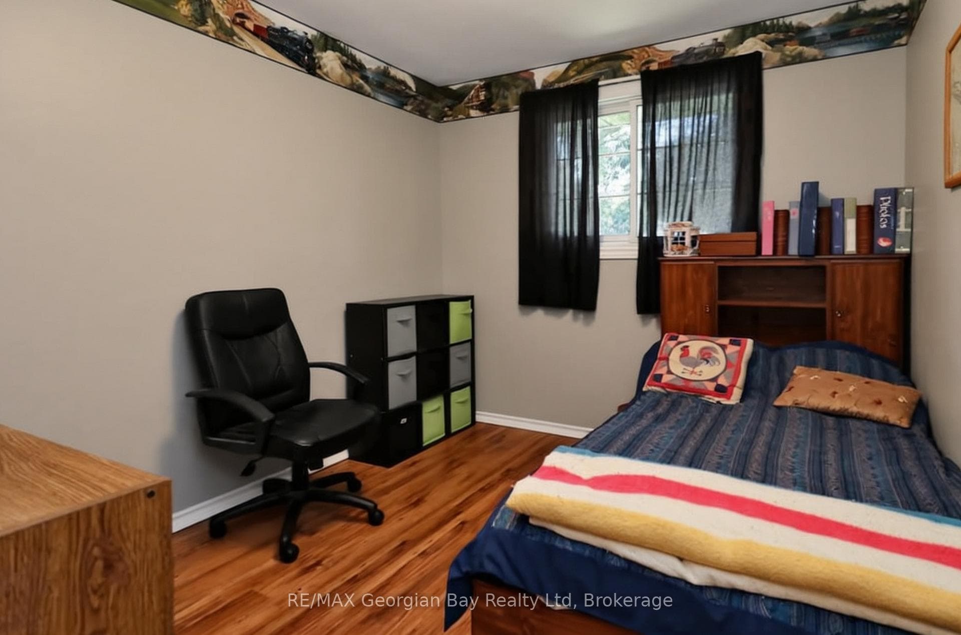 511 Camilla Street photo 14
