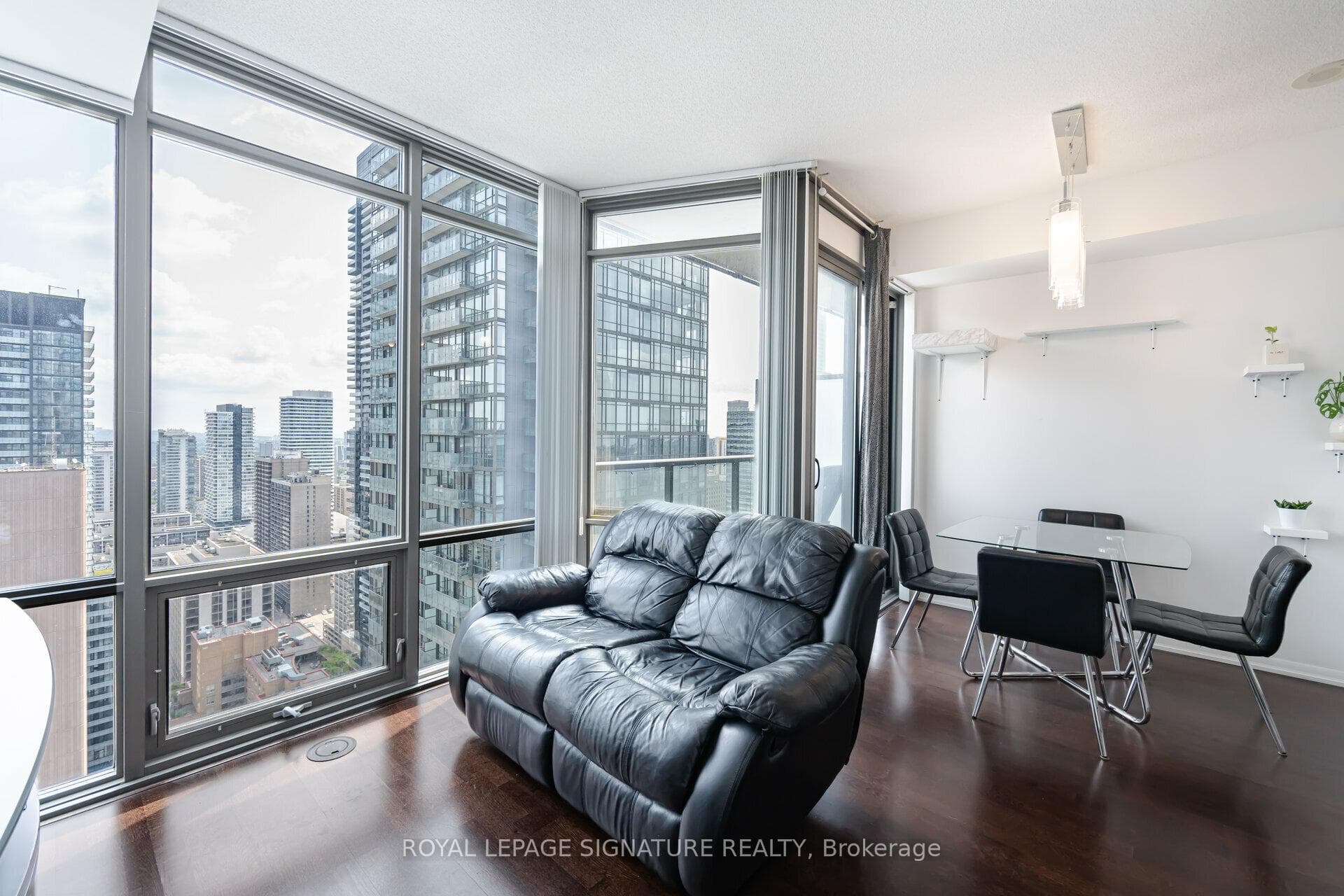 832 Bay Street Unit 3307 photo 14