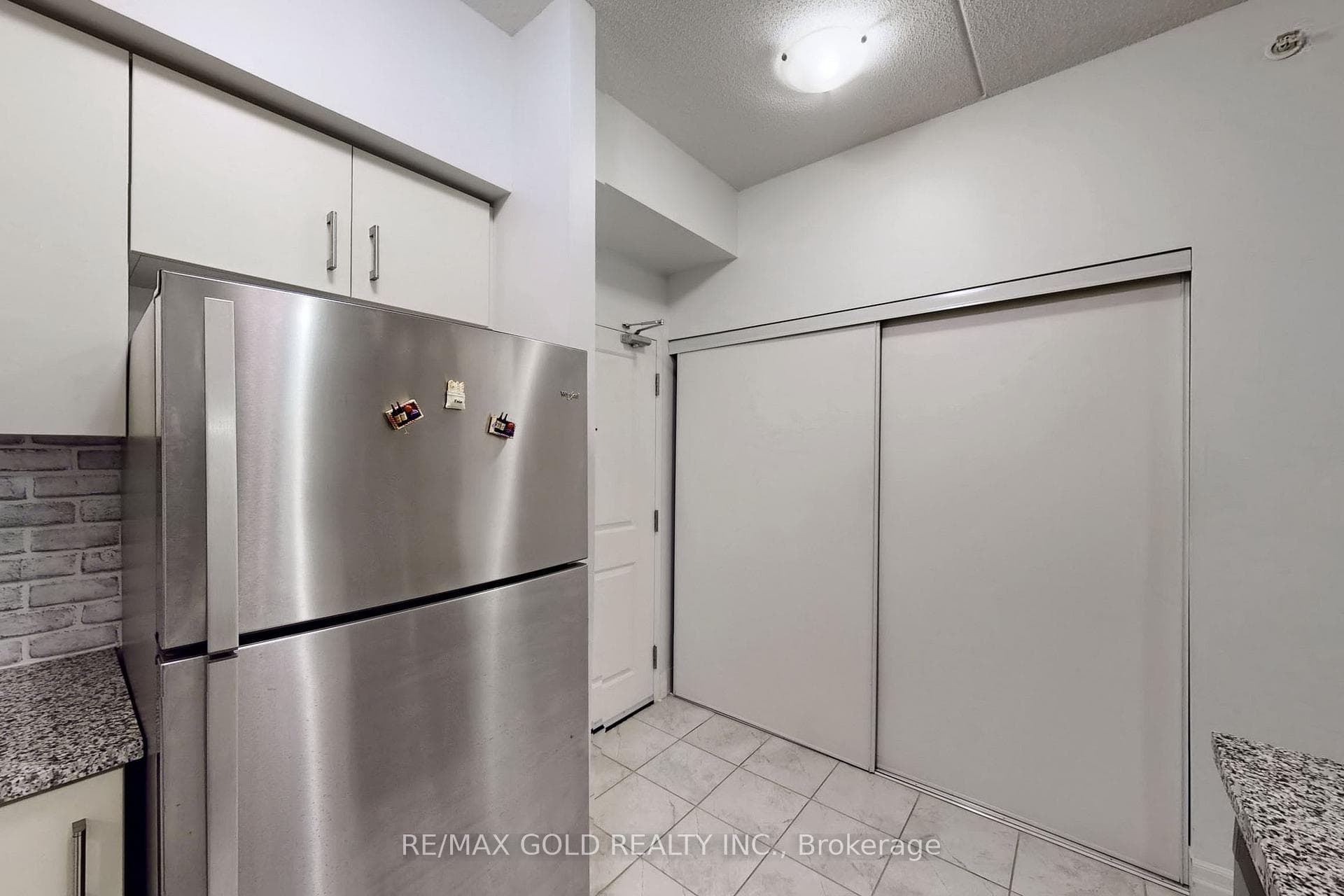 620 Sauve Street Unit 511 photo 25