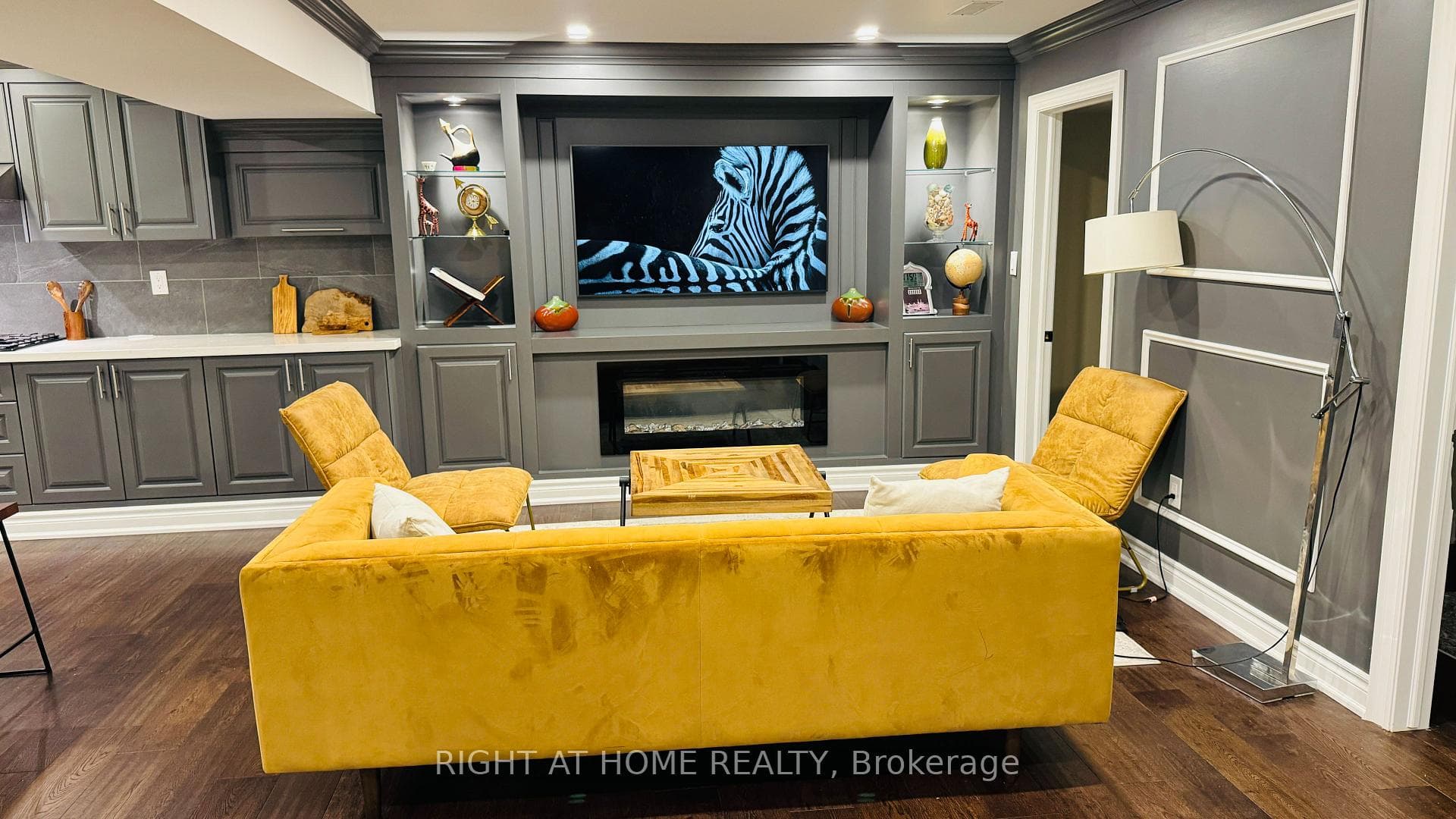 521 Henry Street photo 20