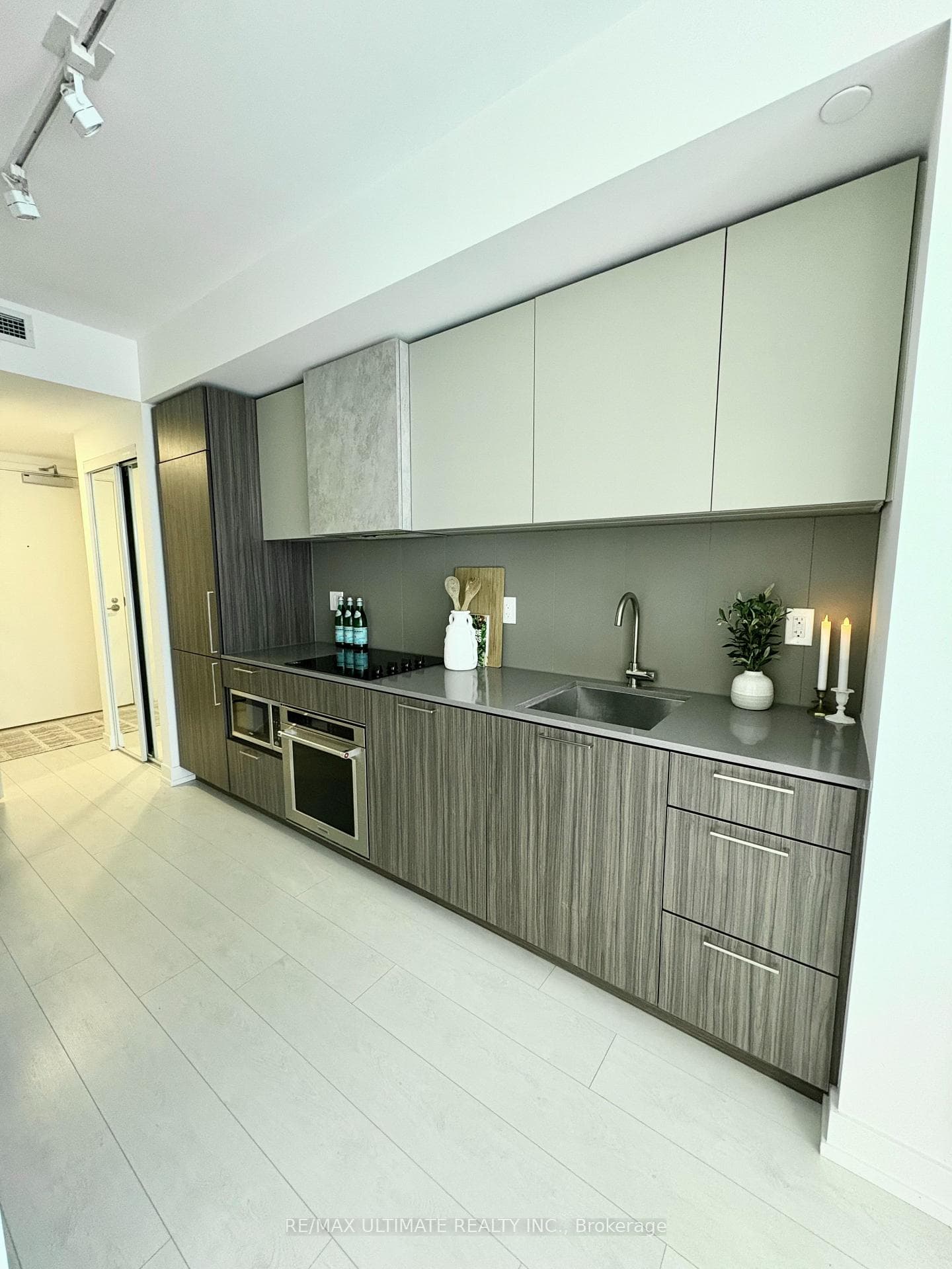 19 Western Battery Road Unit 2222 photo 10