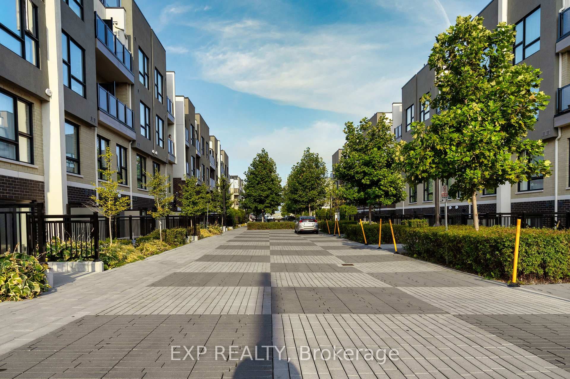 8825 Sheppard Avenue Unit 101 photo 17