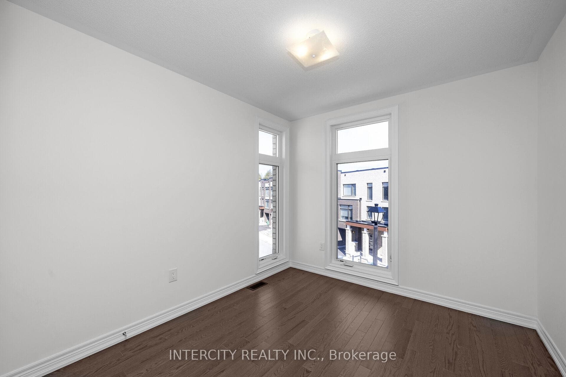 28 Queenpost Drive Unit 30 photo 28
