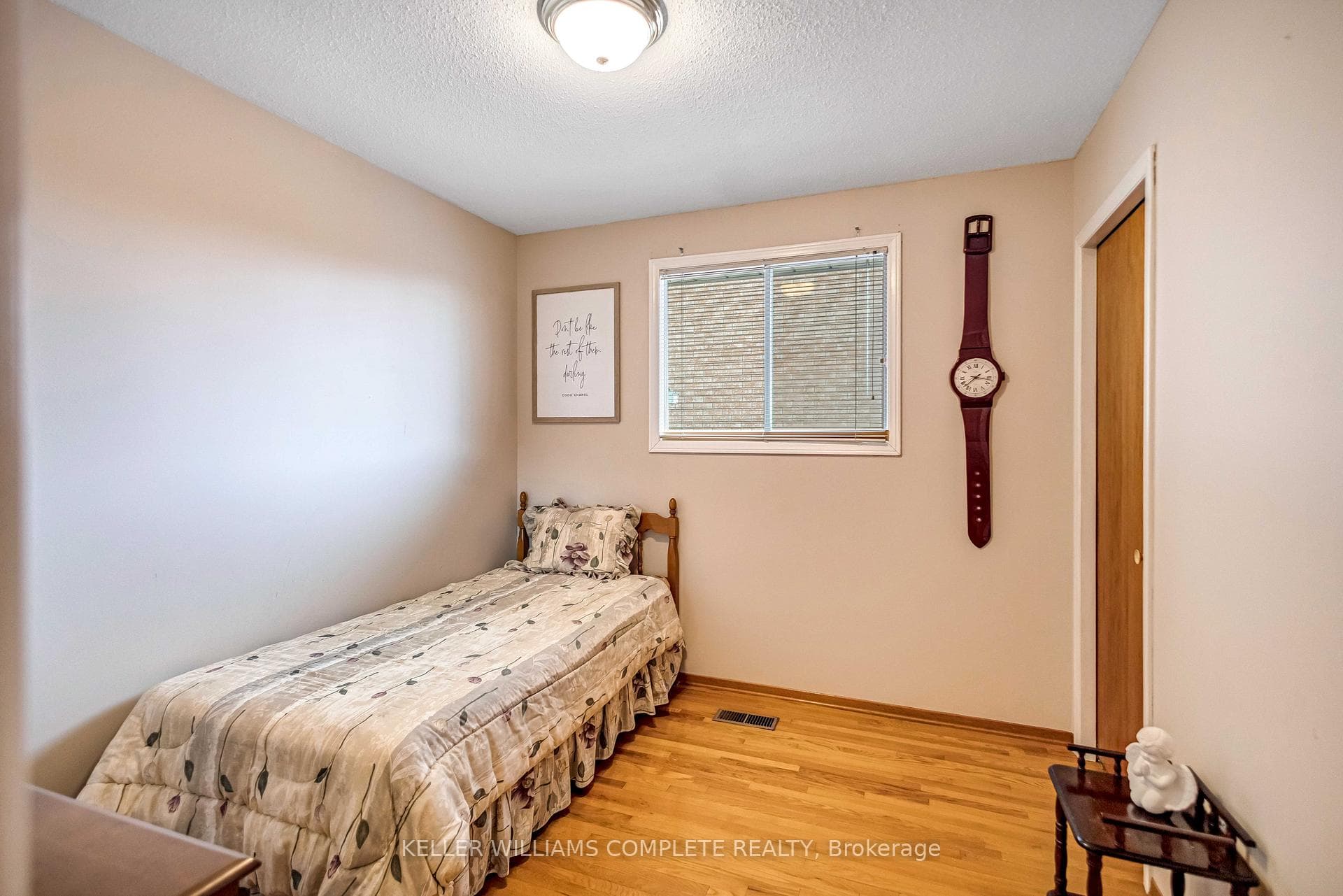 37 Greening Avenue photo 11